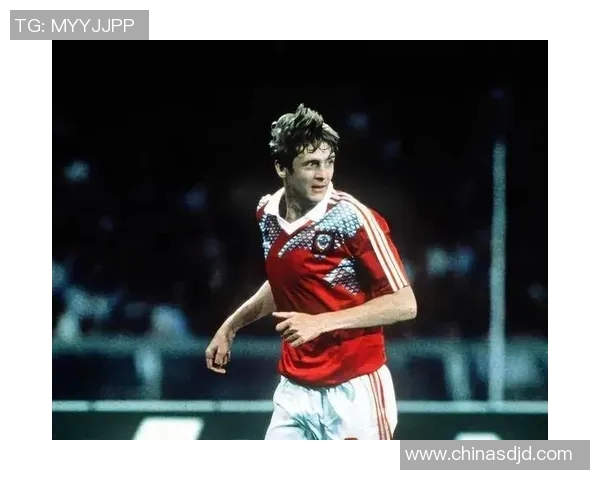 前苏联足球明星回顾与传奇球员成就分析